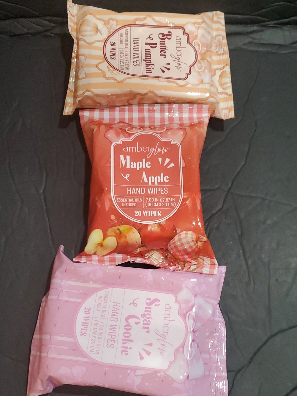 2pack Essential oil infused hand wipes and shea infused moisturizing lotion new - Picture 7 of 12